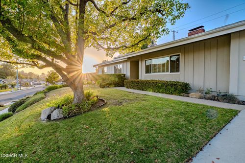 353 Kevin St, Thousand Oaks, CA, 91360-3225 | Card Image