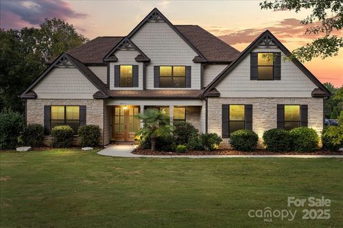 2915 S Point Rd, Belmont, NC, 28012-7798 | Card Image