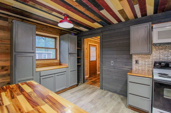 326 Fancy Rd, House other with 3 bedrooms, 2 bathrooms and 7 parking in Dresden TN | Image 8
