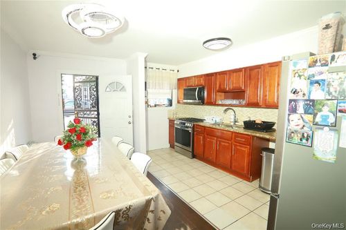 27a-71 147th St, Flushing, NY, 11367-2017 | Card Image