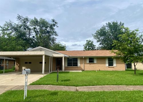 1311 Royal Dr, Kaufman, TX, 75142-3515 | Card Image