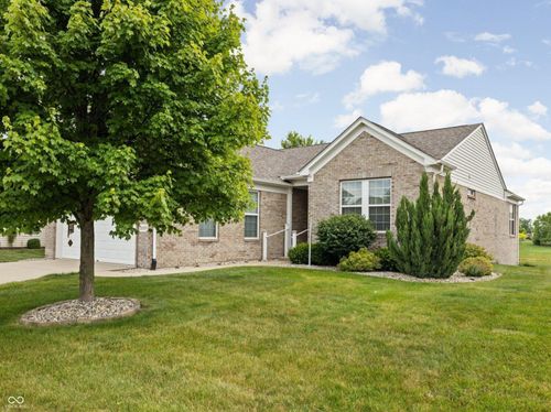 13019 Pinner Ave, Fishers, IN, 46037-7233 | Card Image