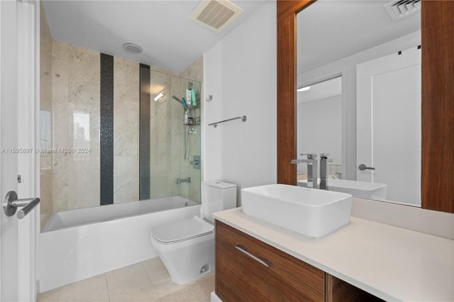 1702 - 601 Ne 27th St, Condo with 2 bedrooms, 2 bathrooms and null parking in Miami FL | Image 15