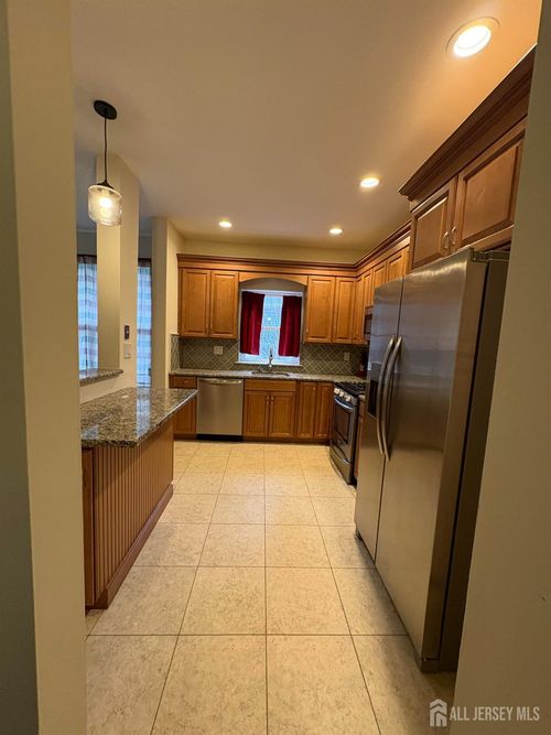 7381 Elm Ct, MONMOUTH JUNCTION, NJ, 08852-2145 | Card Image