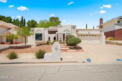 11721 Chiquis Ln, El Paso, TX, 79936-7011 | Card Image