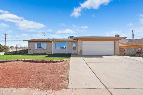 1578 Dale Douglas Dr, El Paso, TX, 79936-6005 | Card Image