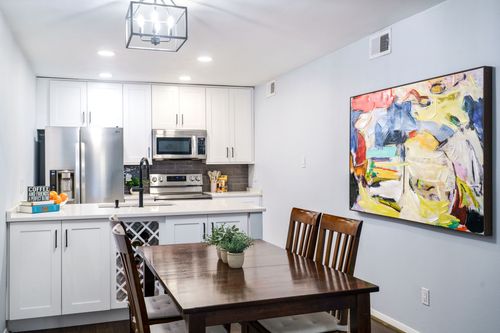 apt-238-6073 Milton St, Dallas, TX, 75206-4417 | Card Image