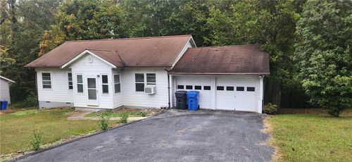 122 Hill St, North Wilkesboro, NC, 28659-3347 | Card Image