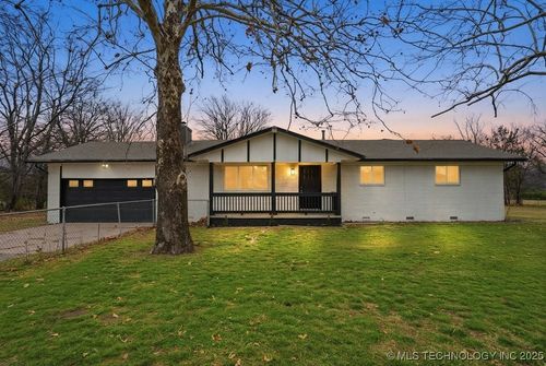 13111 E 76th St N, Owasso, OK, 74055-7163 | Card Image