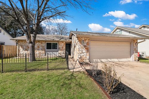 7202 Teaberry Dr, Austin, TX, 78745-6437 | Card Image
