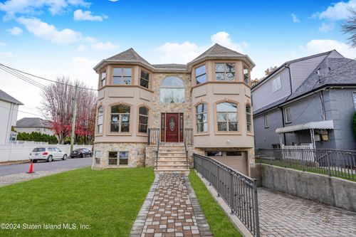 101 Bedell Ave, Staten Island, NY, 10307-2076 | Card Image