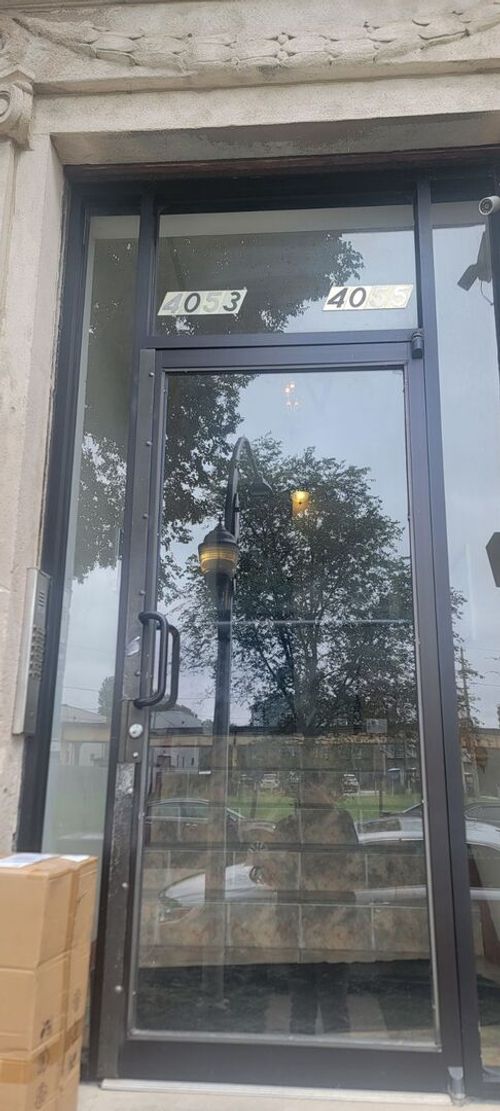 apt-3-4053 S Calumet Ave, Chicago, IL, 60653-2246 | Card Image