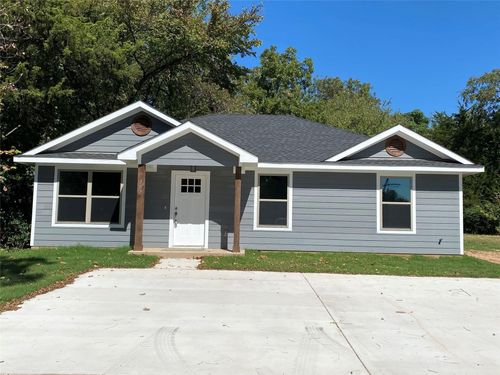 707 W Murray St, Denison, TX, 75020-6129 | Card Image