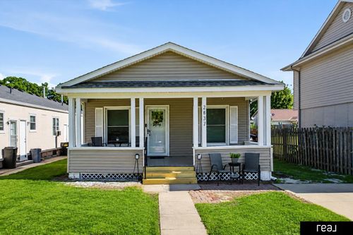 2832 Avenue B Avenue, Council Bluffs, IA, 51501 | Card Image