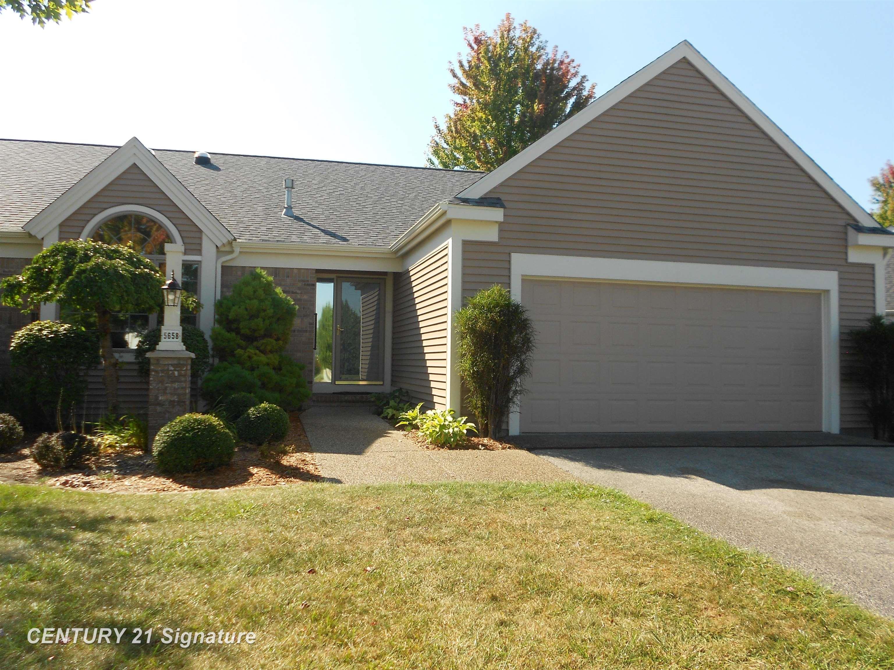 Firethorne Dr, Bay City, MI 48706