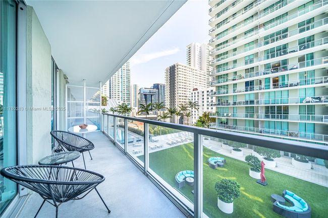 1115-N - 1111 Sw 1 St Ave, Condo with 1 bedrooms, 1 bathrooms and null parking in Miami FL | Image 21