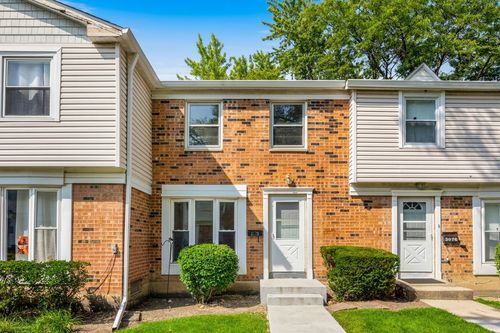 3075 Kingston Ct, STREAMWOOD, IL, 60107-2916 | Card Image