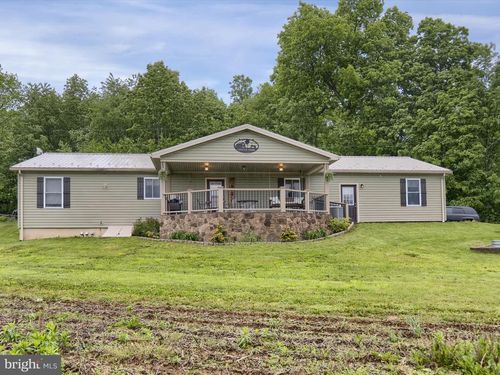 117 Sink Hole Dr, SPRING MILLS, PA, 16875-8529 | Card Image