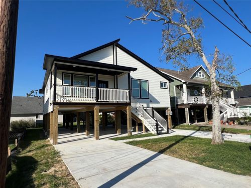 226 S Y St, La Porte, TX, 77571-6659 | Card Image