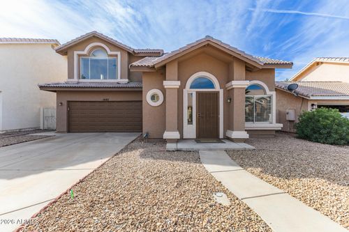 1445 E Countrywalk Ln, Chandler, AZ, 85225-1529 | Card Image
