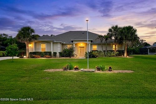 4239 Gardenwood Cir, Grant, FL, 32949-8207 | Card Image