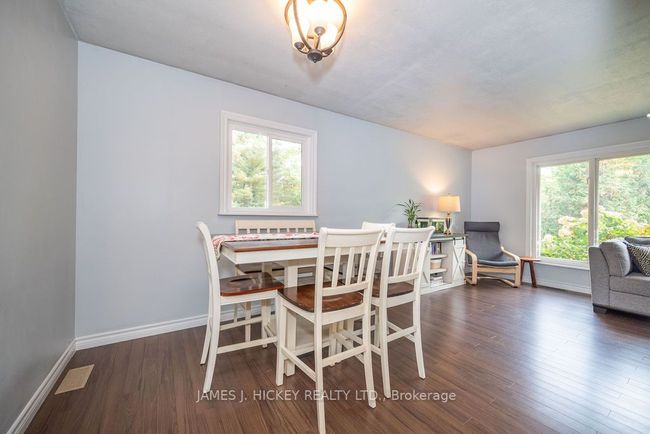 172 Kings Rd, House other with 3 bedrooms, 1 bathrooms and 4 parking in Chalk River ON | Image 10