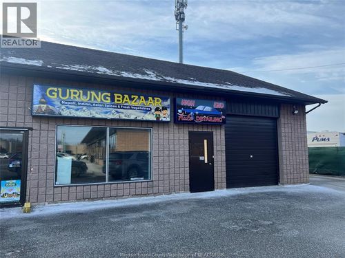 13163 Tecumseh Rd E, Tecumseh, ON, N8N3T4 | Card Image