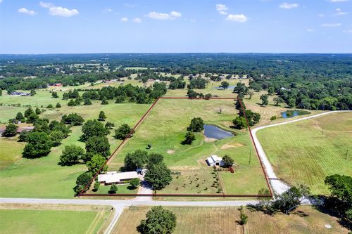 235 Magnus Rd, Denison, TX, 75021-4207 | Card Image