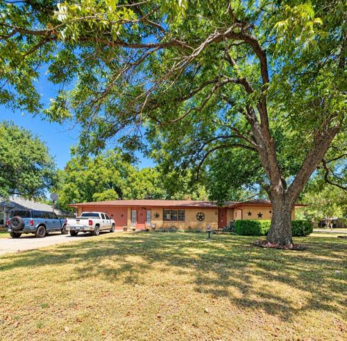 800 Kerry Ln, Azle, TX, 76020-2316 | Card Image