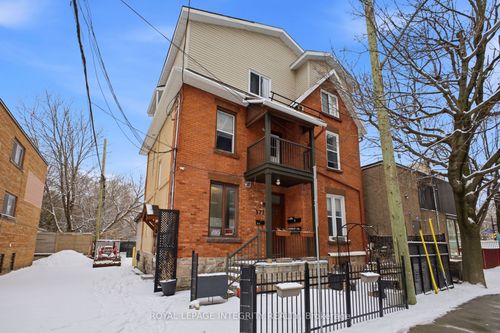 b-172 Cobourg St, Ottawa, ON, K1N8H5 | Card Image