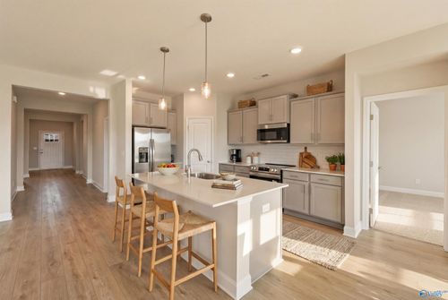 122 Hazel Pine Trl, Hazel Green, AL, 35750-7204 | Card Image