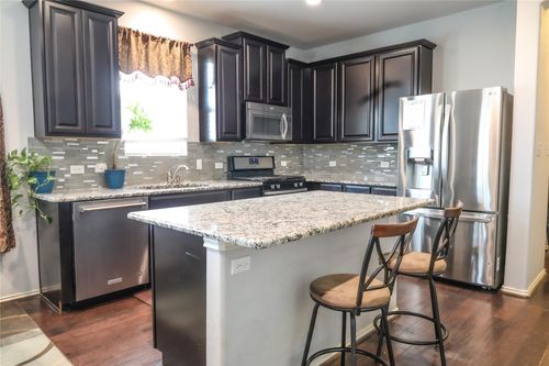 316 Wincliff Dr, Buda, TX, 78610-3445 | Card Image