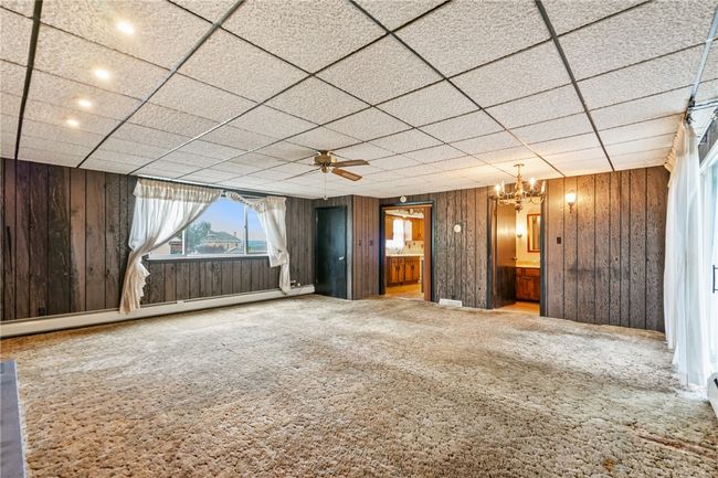 1103 2 Nd St, House other with 3 bedrooms, 3 bathrooms and 2 parking in Monessen PA | Image 15