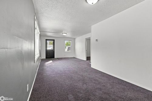 1320 Osborn St, Burlington, IA, 52601-4661 | Card Image