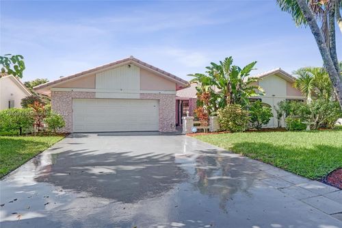 10682 Nw 6th St, Coral Springs, FL, 33071-7933 | Card Image