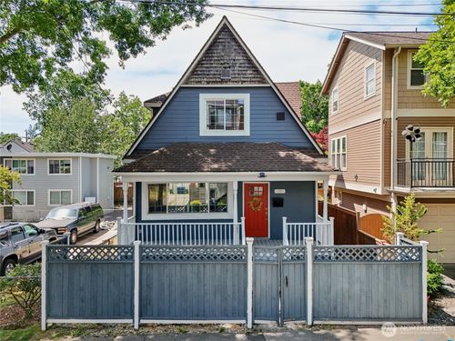 111 27th Ave S, Seattle, WA, 98144-2405 | Card Image