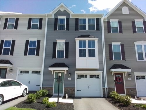 2027 Cade Dr, Monaca, PA, 15061-2330 | Card Image