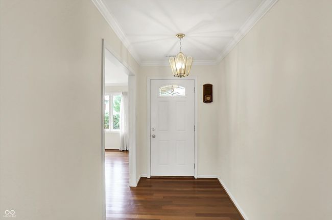 423 Bent Tree Ln, Condo with 2 bedrooms, 3 bathrooms and null parking in Indianapolis IN | Image 7