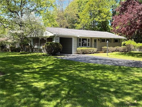 570 Marsh Rd Road, Pittsford, NY, 14534 | Card Image