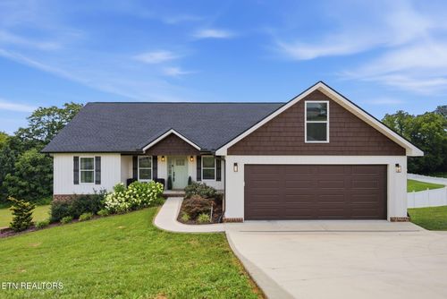 2046 Kings View Loop, Seymour, TN, 37865-4486 | Card Image