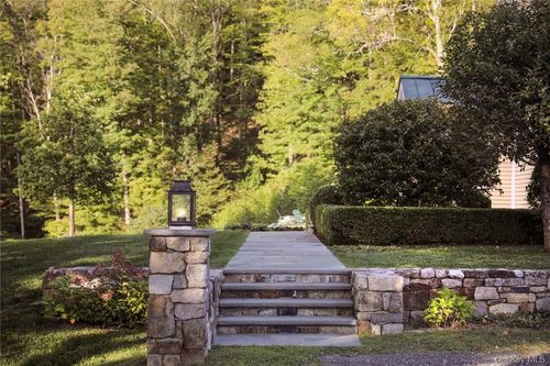 2 Olympia Way, Stanford, NY, 12581 | Card Image