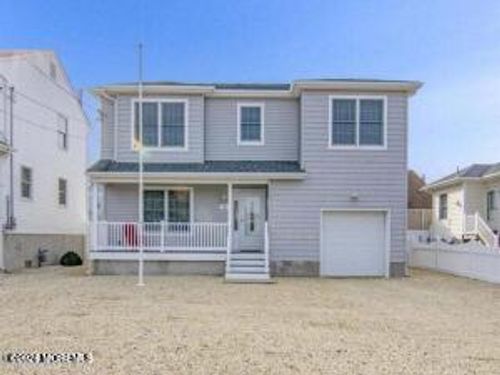 26 Newark Ave, Lavallette, NJ, 08735-2705 | Card Image