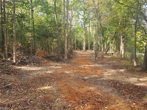 3 Osborn Mill Rd, Seagrove, NC, 27341 | Card Image