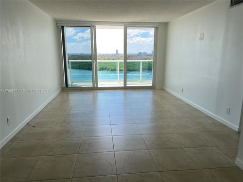 apt-1918-100 Bayview Dr, Sunny Isles Beach, FL, 33160-4742 | Card Image