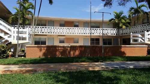 apt-3-3501 Van Buren St, Hollywood, FL, 33021-7430 | Card Image