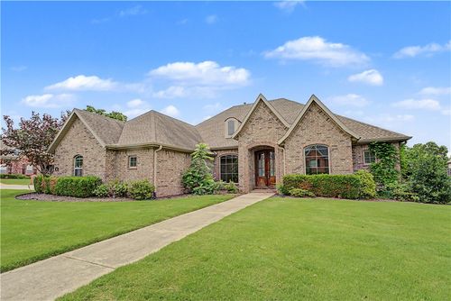 327 N Sandstone Place, Fayetteville, AR, 72701 | Card Image