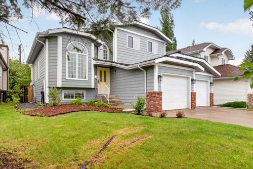 499 Sunmills Dr Se, Calgary, AB, T2X2N8 | Card Image