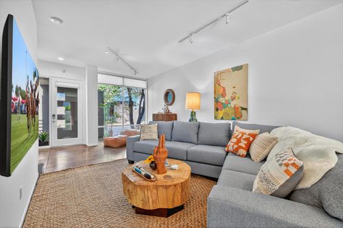 3552 Melody Ln, Palm Springs, CA, 92262-0402 | Card Image