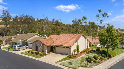 23672 Villena, Mission Viejo, CA, 92692 | Card Image