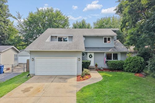 33202 N Woodland Ter, Grayslake, IL, 60030-2178 | Card Image